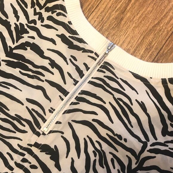 Rebecca Taylor Black and Cream Zebra Animal Print Silk Long Sleeve Blouse Size 2 - Picture 11 of 15